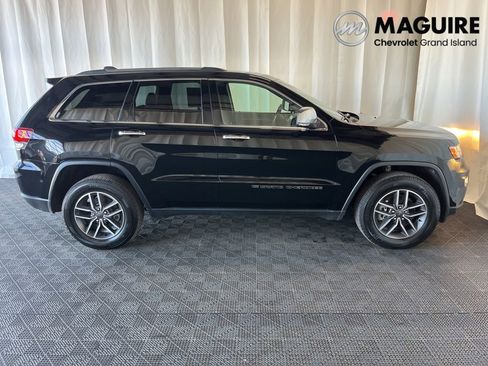 Used 2022 Jeep Grand Cherokee Limited AWD/4WD image 2