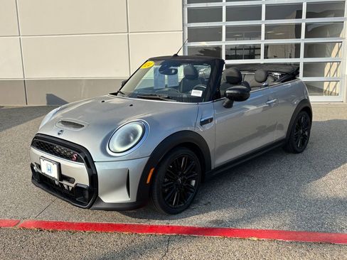 Used 2024 MINI Cooper S image 9