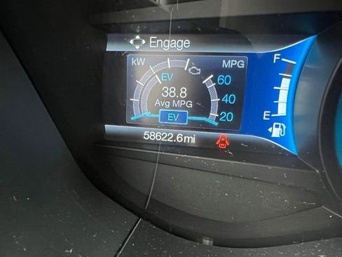 Used 2019 Ford Fusion Energi Titanium FWD image 12