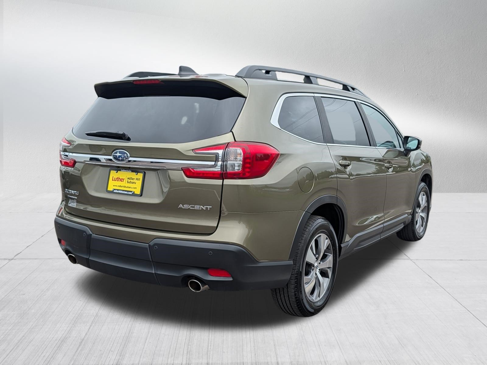 Used 2025 Subaru Ascent Premium AWD/4WD image 7