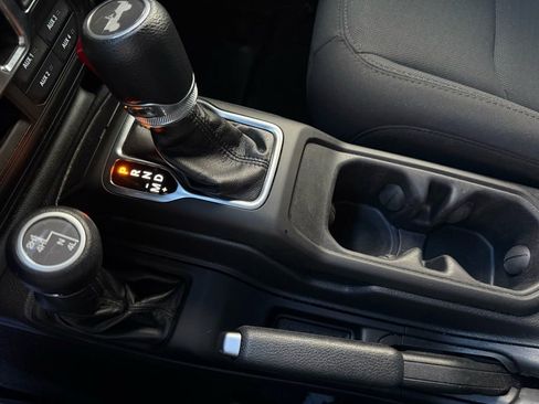 Used 2023 Jeep Wrangler Unlimited Sport image 25