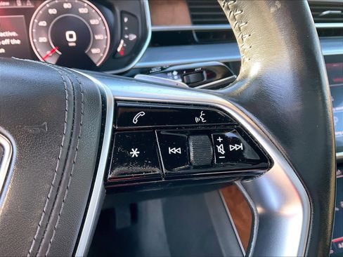 Used 2019 Audi A8 L 3.0T w/ Executive Package image 24