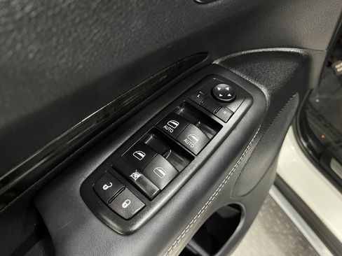 Used 2015 Dodge Durango Citadel w/ Technology Group AWD/4WD image 16