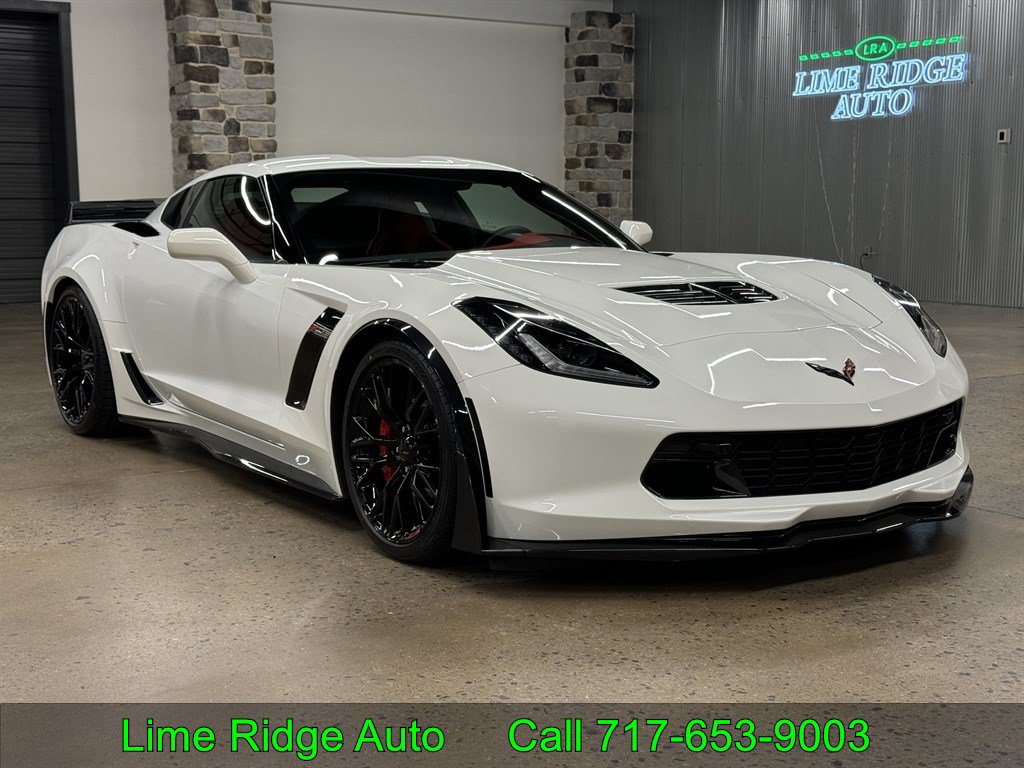 Used 2016 Chevrolet Corvette Z06 w/ 2LZ Preferred Equipment Group RWD image 1