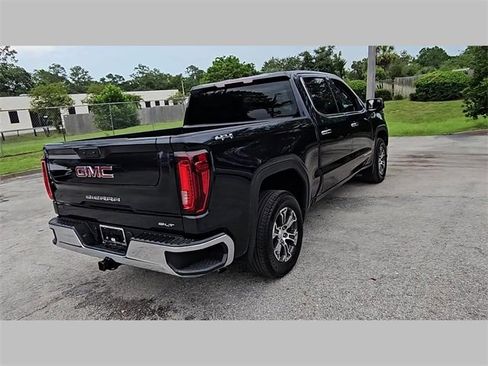 Used 2025 GMC Sierra 1500 SLT image 21