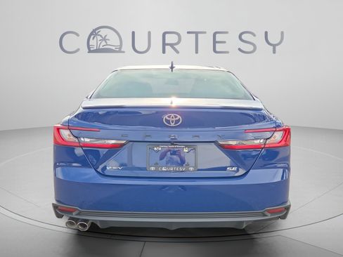 Used 2026 Toyota Camry SE FWD image 4