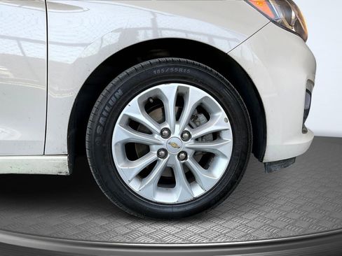 Used 2021 Chevrolet Spark LT image 9