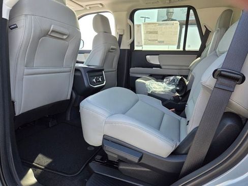 New 2026 Ford Expedition Active RWD image 39