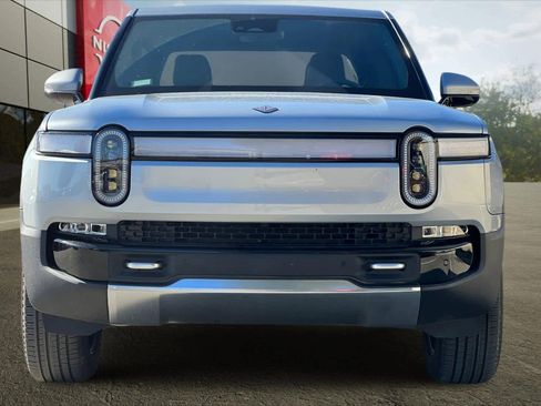 Used 2023 Rivian R1T Adventure image 11