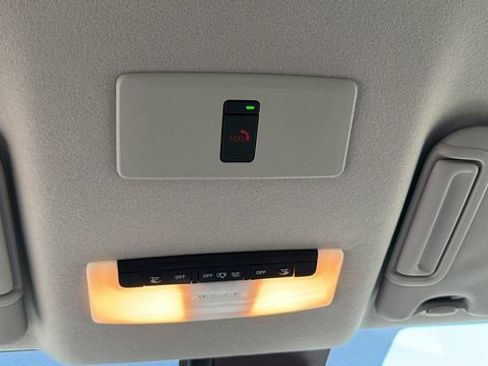Used 2023 Nissan Versa SR w/ Trunk Package FWD image 26