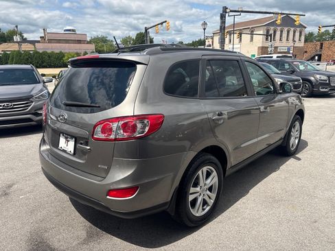 Used 2012 Hyundai Santa Fe SE AWD/4WD image 5
