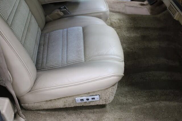 Used 1989 Jeep Grand Wagoneer AWD/4WD image 55