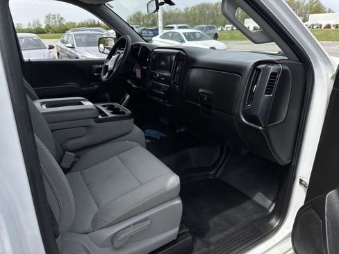 Used 2018 GMC Sierra 1500 2WD Regular Cab image 22