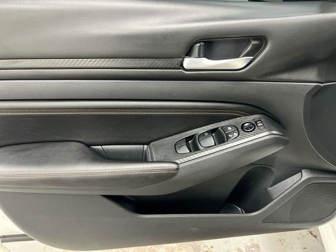 Used 2022 Nissan Altima 2.5 SR FWD image 20