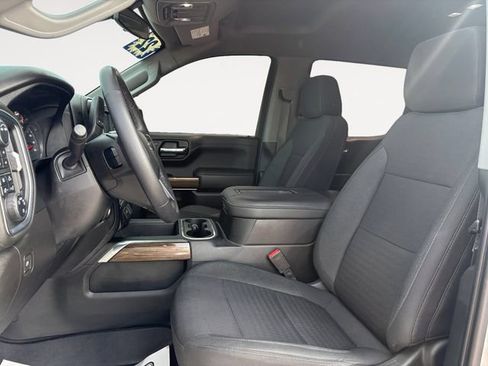 Used 2022 Chevrolet Silverado 1500 RST w/ Bed Protection Package AWD/4WD image 9