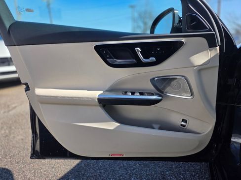 Used 2022 Mercedes-Benz C 300 4MATIC Sedan w/ Pinnacle Trim Package image 13