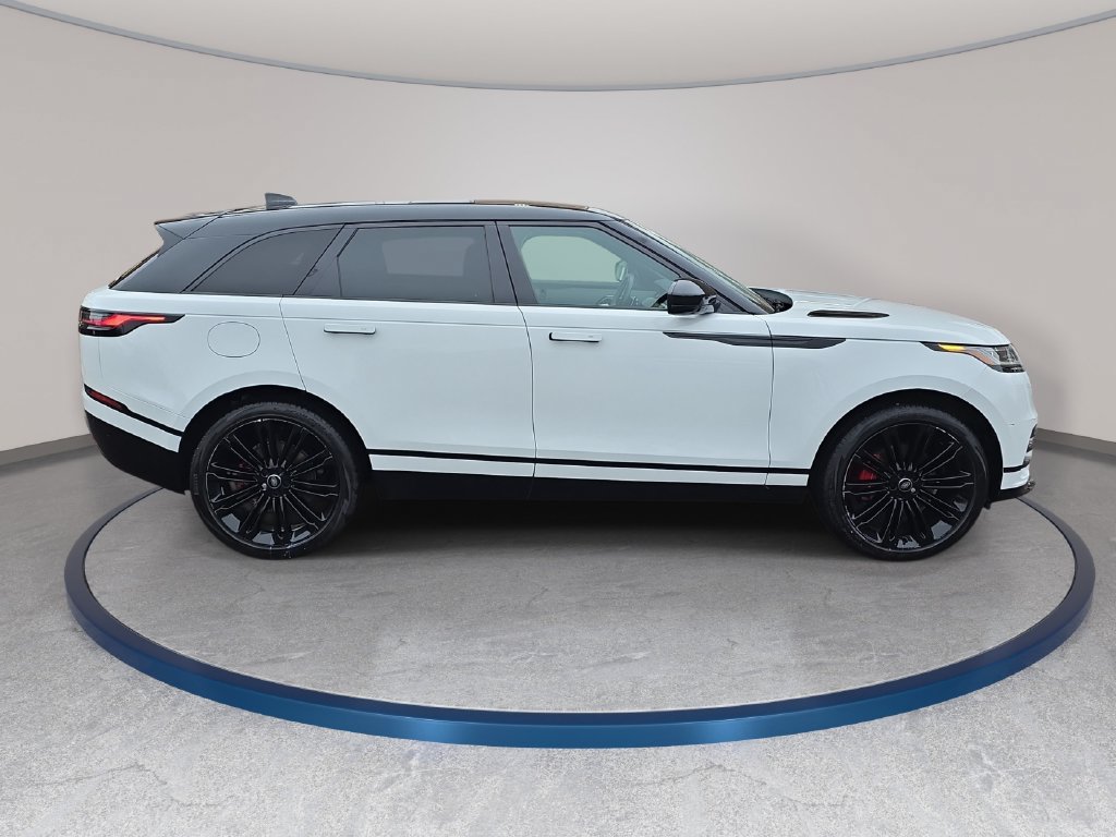 Certified 2024 Land Rover Range Rover Velar Dynamic SE AWD/4WD image 5