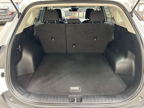 Used 2025 Kia Sportage LX image 26