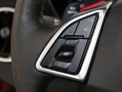 Used 2018 Chevrolet Camaro SS RWD image 31