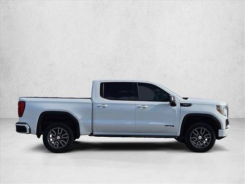 Used 2021 GMC Sierra 1500 AT4 w/ AT4 Premium Package AWD/4WD image 4