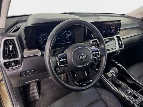 Certified 2021 Kia Sorento SX FWD image 9