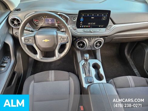 Used 2023 Chevrolet Blazer LT image 16