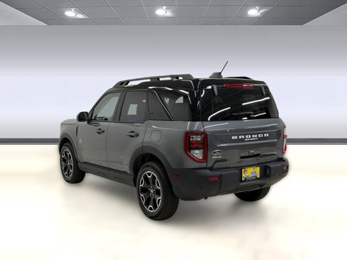 Used 2025 Ford Bronco Sport Outer Banks AWD/4WD image 2