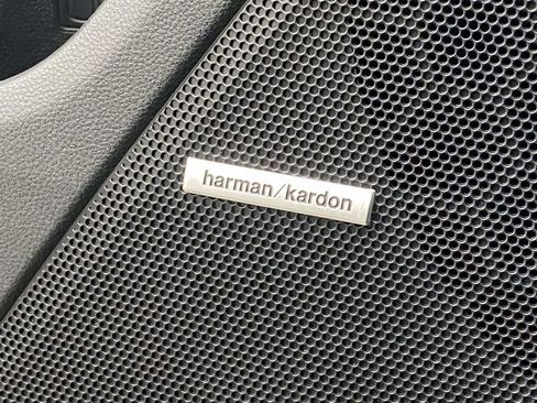 Used 2022 Subaru Crosstrek 2.5i Limited w/ Moonroof Package 2 image 29