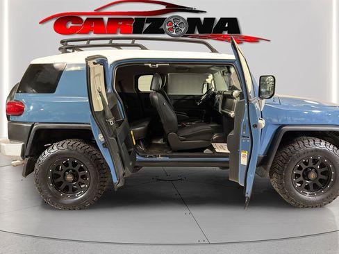 Used 2011 Toyota FJ Cruiser 4WD w/ Convenience Pkg image 14