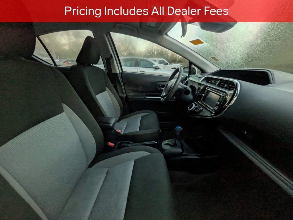 Used 2019 Toyota Prius C FWD image 10