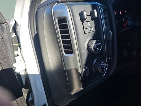 Used 2019 Chevrolet Silverado 1500 LT w/ All Star Edition image 27