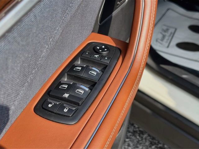 Used 2021 Maserati Levante GranLusso AWD/4WD image 18
