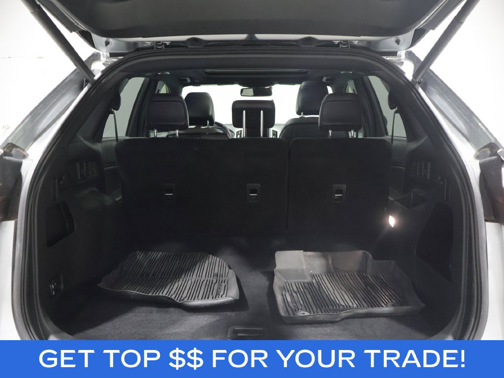 Used 2024 Ford Edge ST-Line w/ Class II Trailer Tow Package AWD/4WD image 5