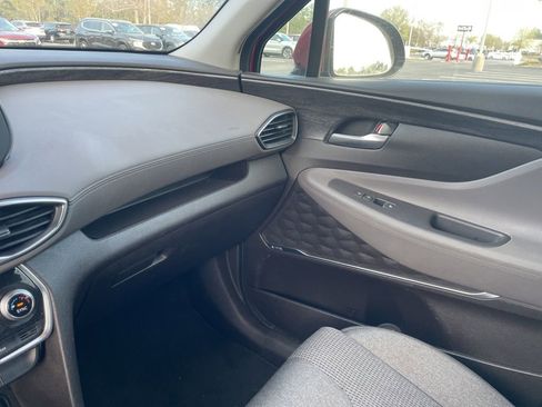 Used 2019 Hyundai Santa Fe SEL image 30
