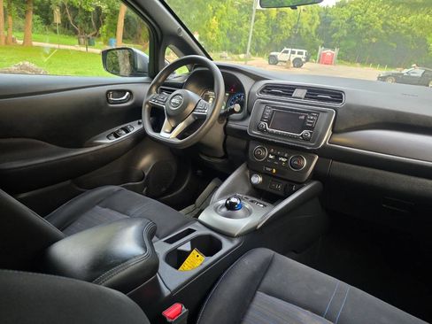 Used 2019 Nissan Leaf S w/ S Charge Package FWD image 19