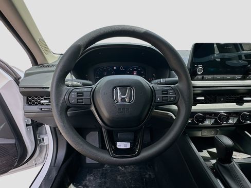 New 2025 Honda Accord SE image 8