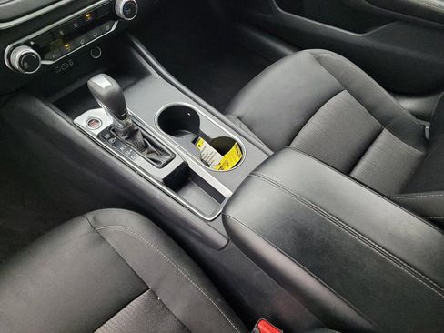 Used 2022 Nissan Altima 2.5 SV image 26