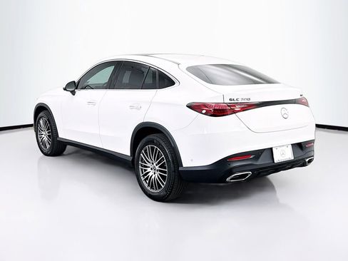 Certified 2025 Mercedes-Benz GLC 300 4MATIC image 7