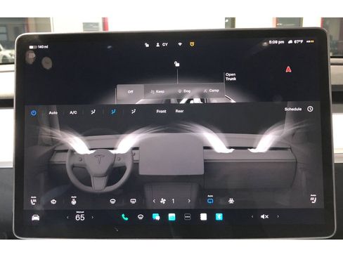 Used 2024 Tesla Model Y Long Range image 27