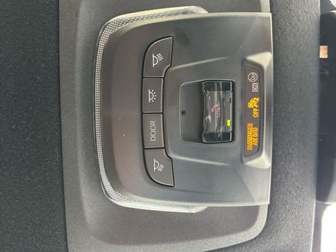Used 2024 Toyota Corolla SE FWD image 15