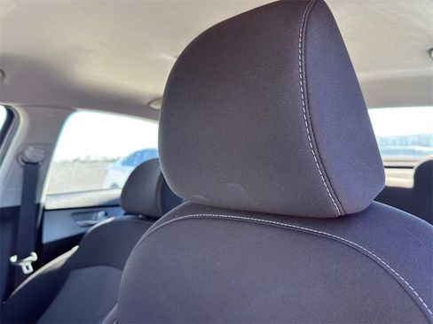 Used 2023 Kia Forte LXS image 11