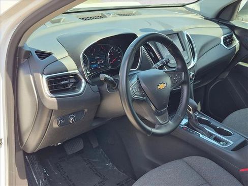 Used 2024 Chevrolet Equinox LT AWD/4WD image 10