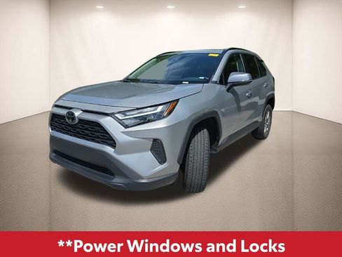 Used 2024 Toyota RAV4 XLE FWD image 12