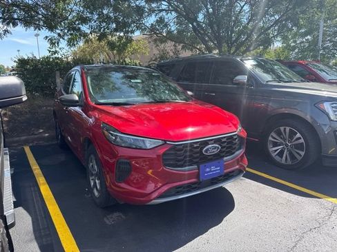 Certified 2024 Ford Escape ST-Line w/ Tech Pack #1 AWD/4WD image 2