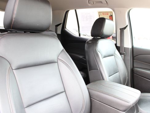 Used 2019 Chevrolet Traverse LT w/ LT Premium Package FWD image 39