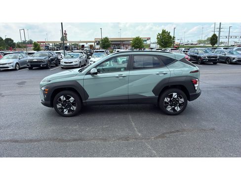 Used 2025 Hyundai Kona SEL AWD/4WD image 3