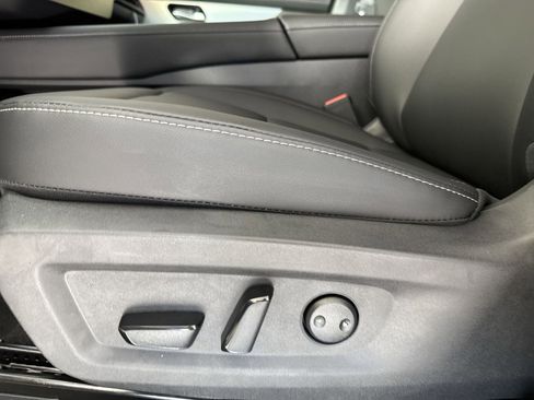 Used 2025 Nissan Murano SL w/ Cargo Package AWD/4WD image 20