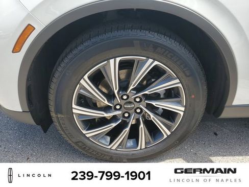 New 2025 Lincoln Aviator Premiere w/ Equipment Group 101A image 12