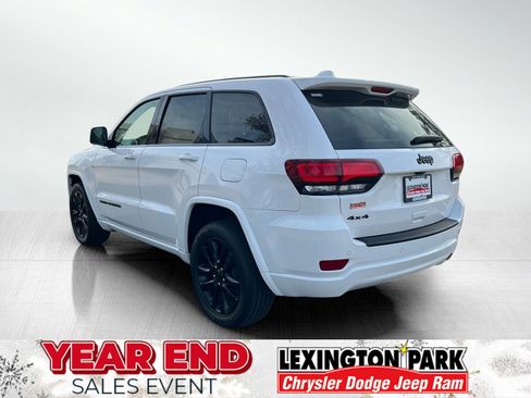Used 2020 Jeep Grand Cherokee Altitude image 7