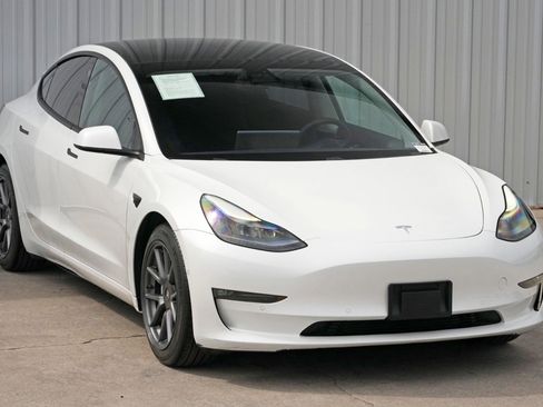 Used 2021 Tesla Model 3 Long Range image 54